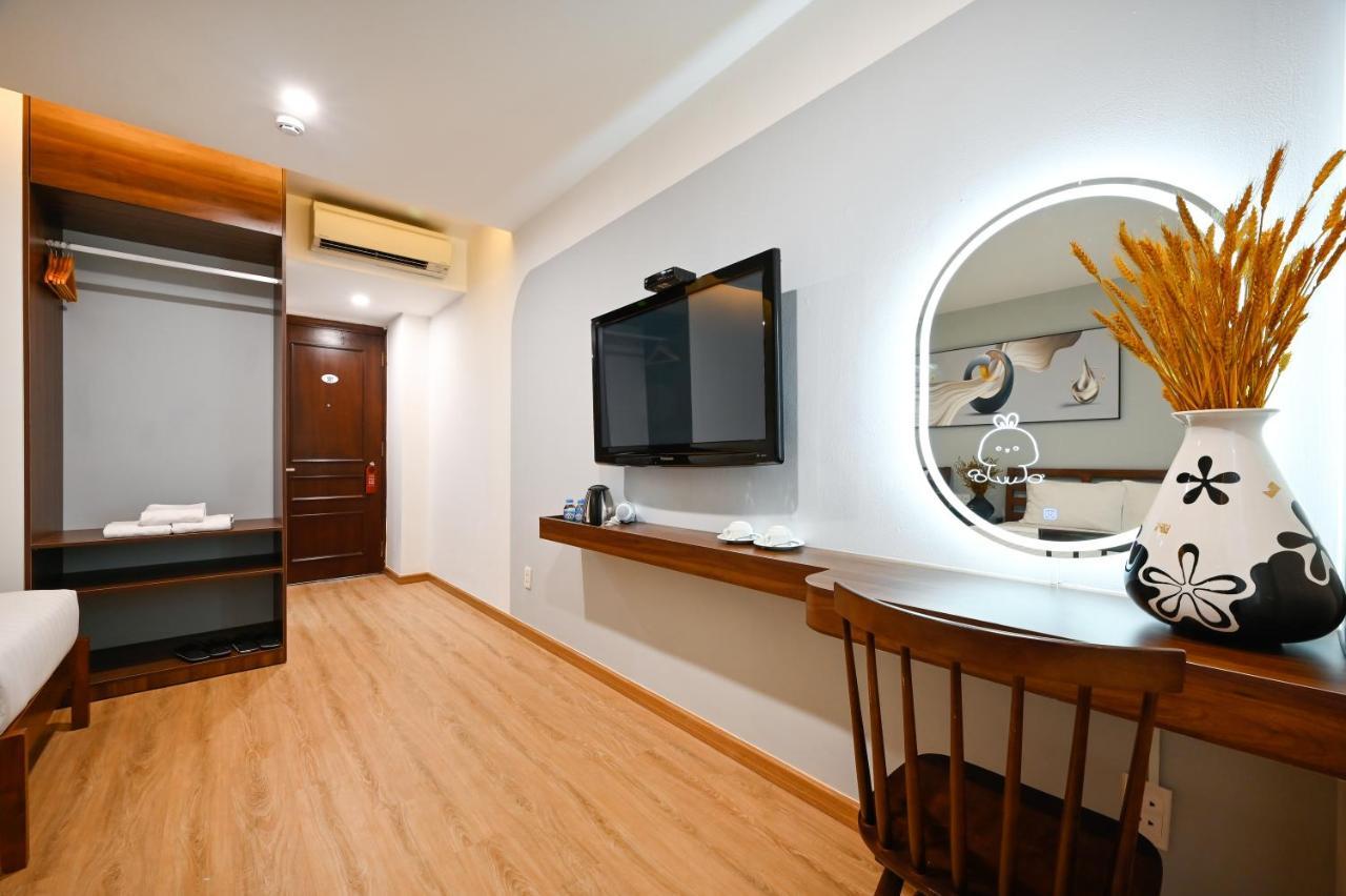 Pearl Central Hotel- Near Nguyen Hue Street Ho Chi Minh City Exterior photo