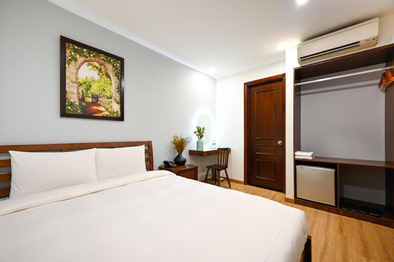 Pearl Central Hotel- Near Nguyen Hue Street Ho Chi Minh City Exterior photo